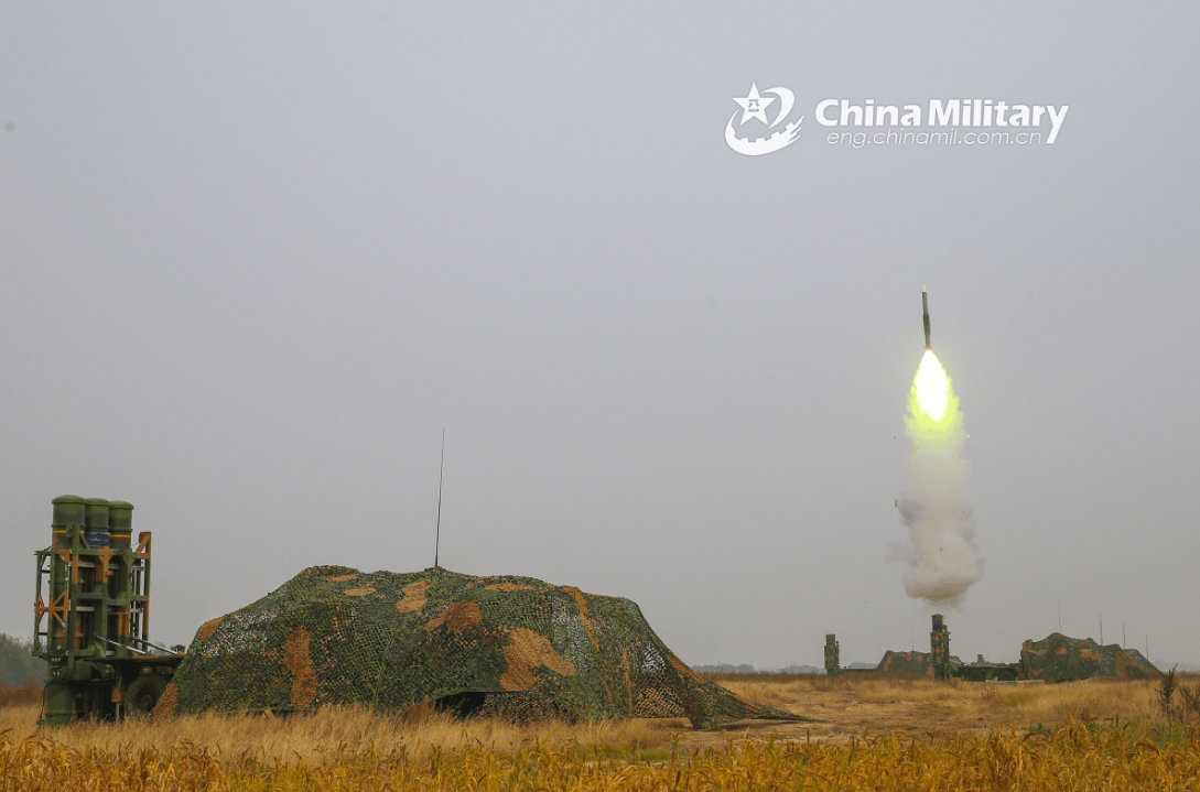 美媒分析：第二岛链内，中国高超音速武器前，B-21无生存空间