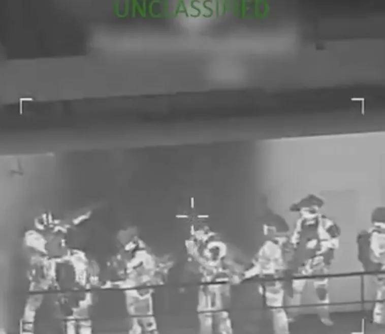 美军直接在公海登船扣押俄油轮，连掩饰都不做了？就因这批原油要卖给中国？