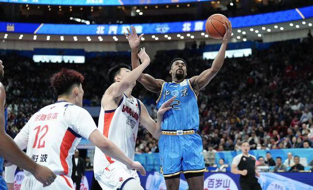 多人伤停休赛 三人五犯离场 全员拼搏 北汽队拼下胜利